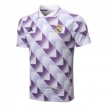 Camiseta Polo del Real Madrid 2022/2023 Blanco y Purpura